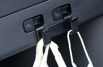 테슬라 트렁크 후크